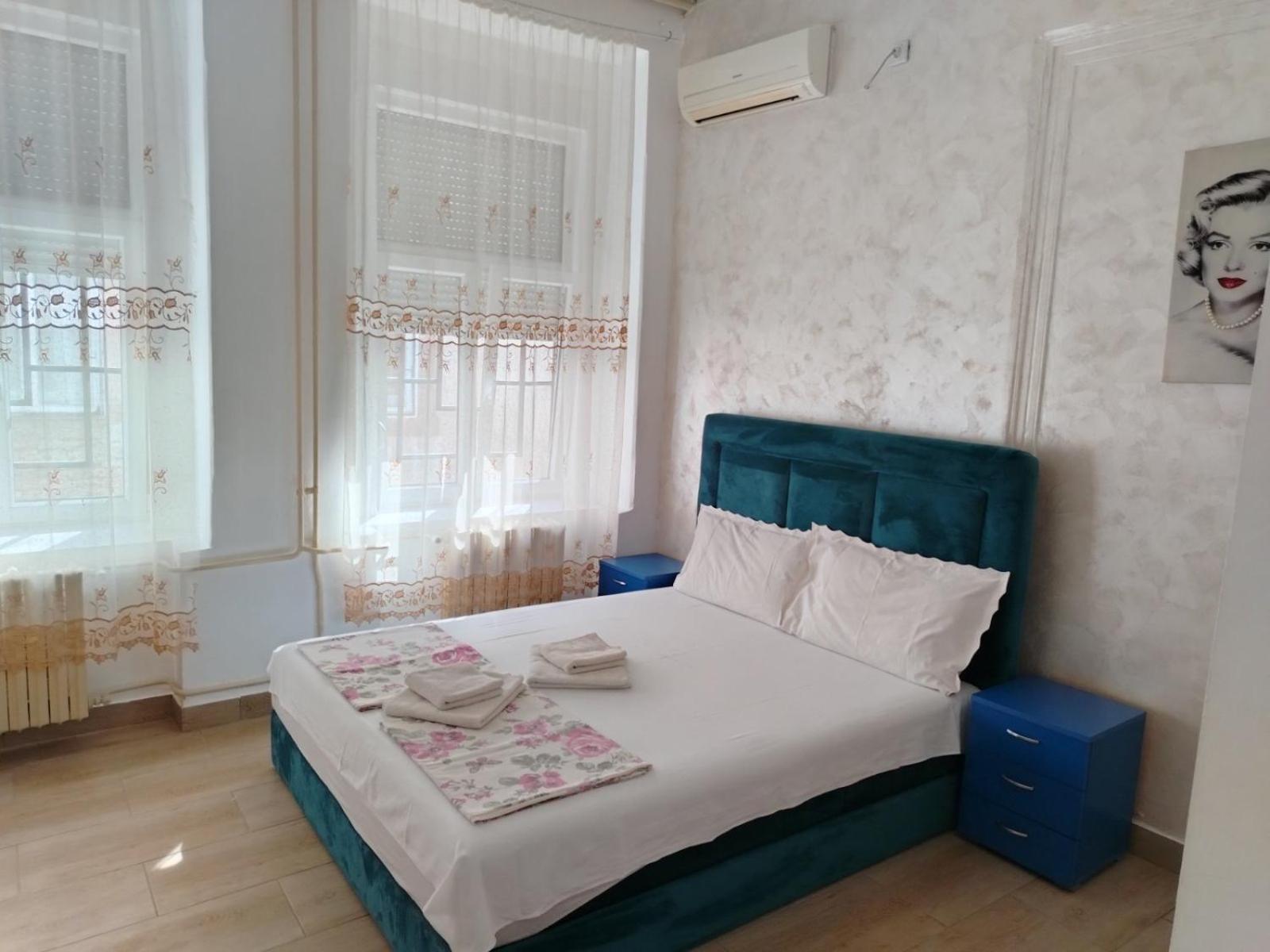 Sobe Sa Sopstvenim Kupatilom Private Rooms Bathroom In Center Нови-Сад Экстерьер фото