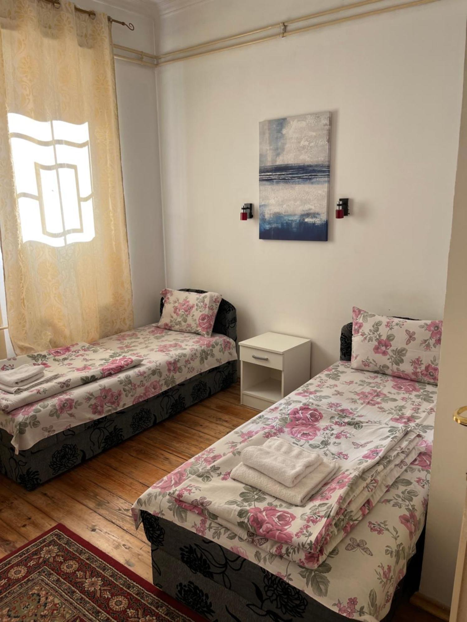 Sobe Sa Sopstvenim Kupatilom Private Rooms Bathroom In Center Нови-Сад Экстерьер фото