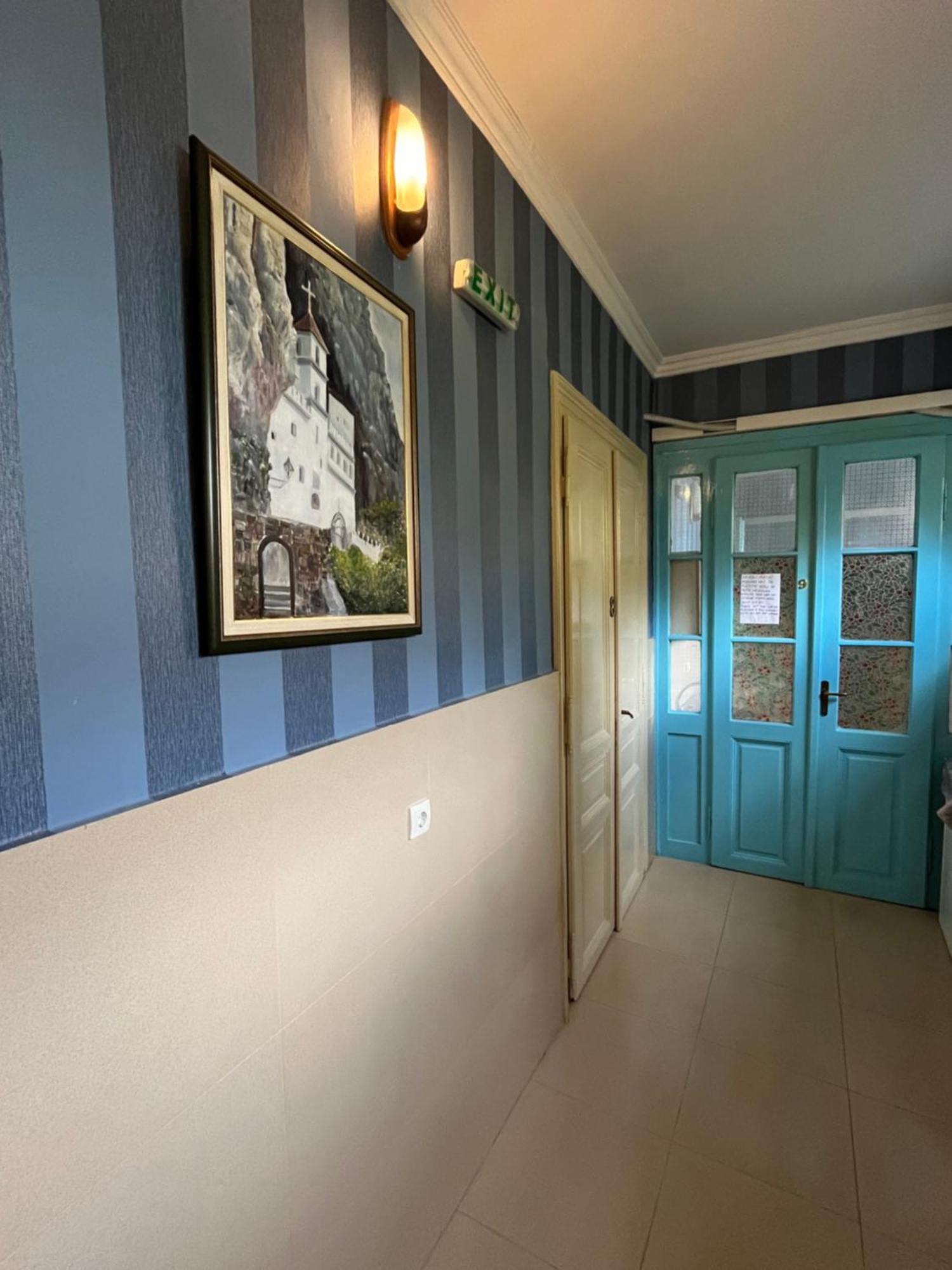 Sobe Sa Sopstvenim Kupatilom Private Rooms Bathroom In Center Нови-Сад Экстерьер фото